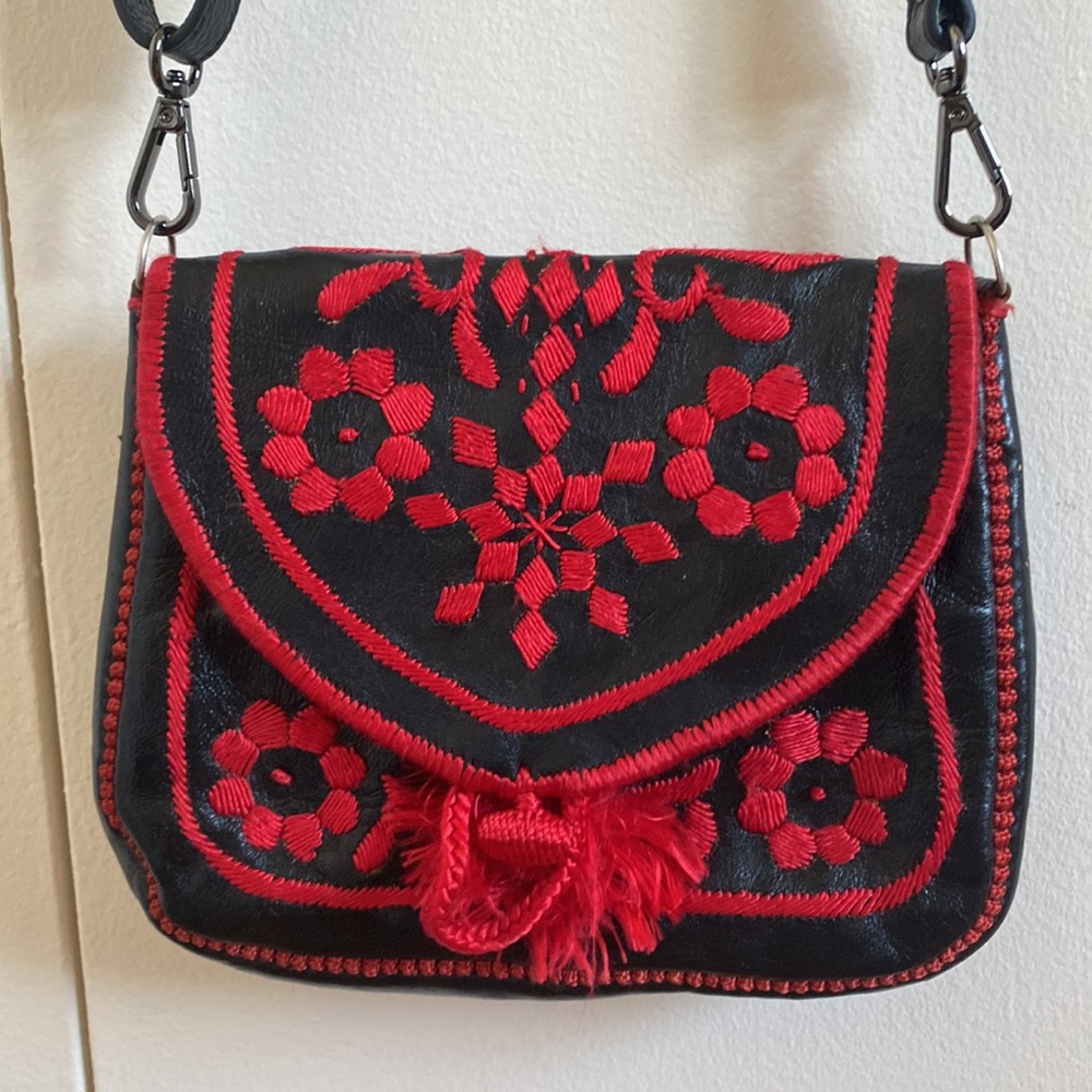 Vintage leather purse